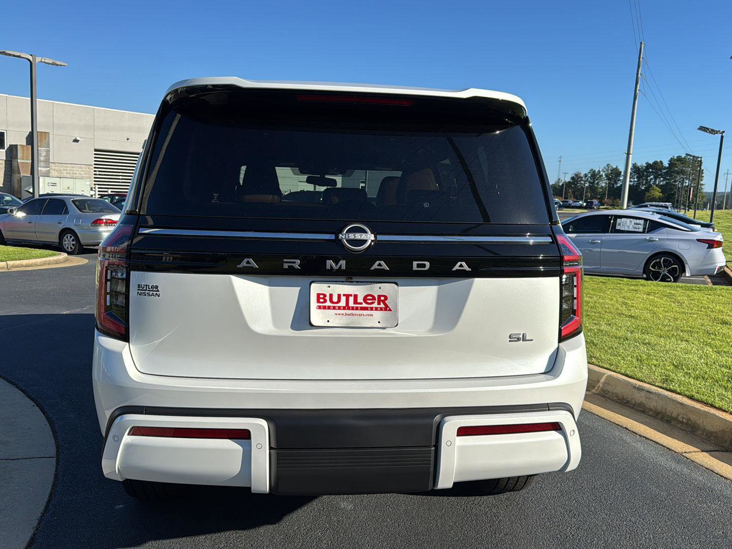 New 2026 Nissan Armada SL image 4