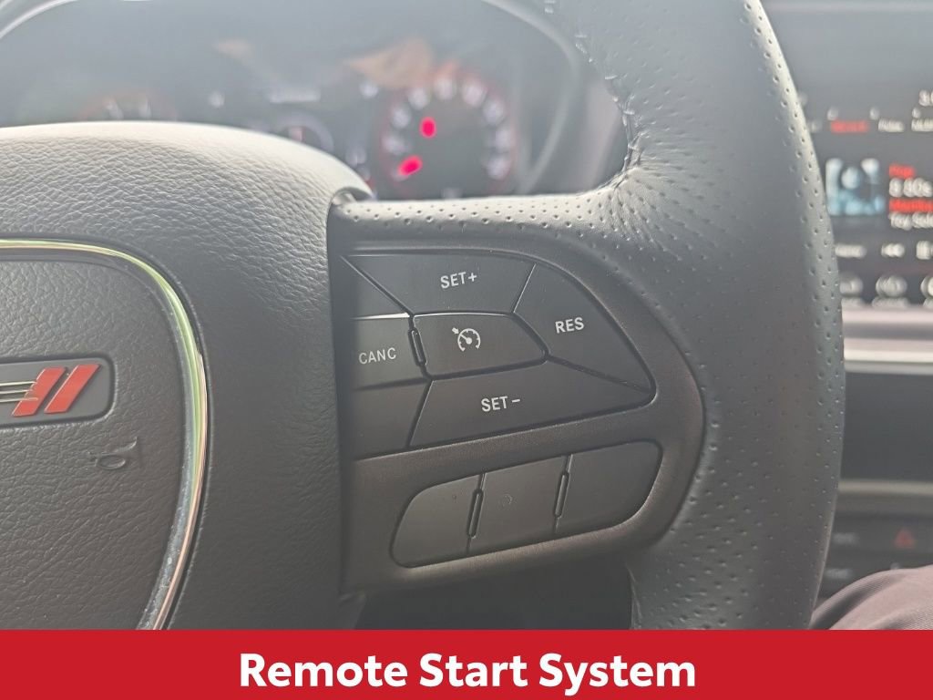 Used 2022 Dodge Challenger SXT w/ Plus Package image 27