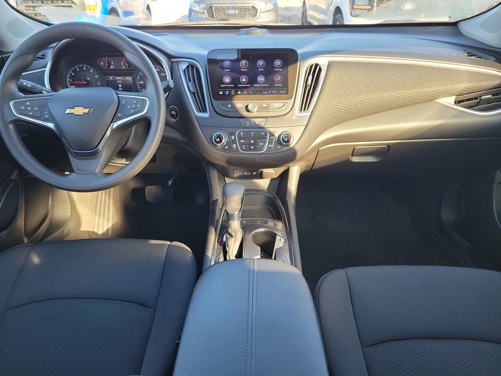 Used 2024 Chevrolet Malibu LT image 11