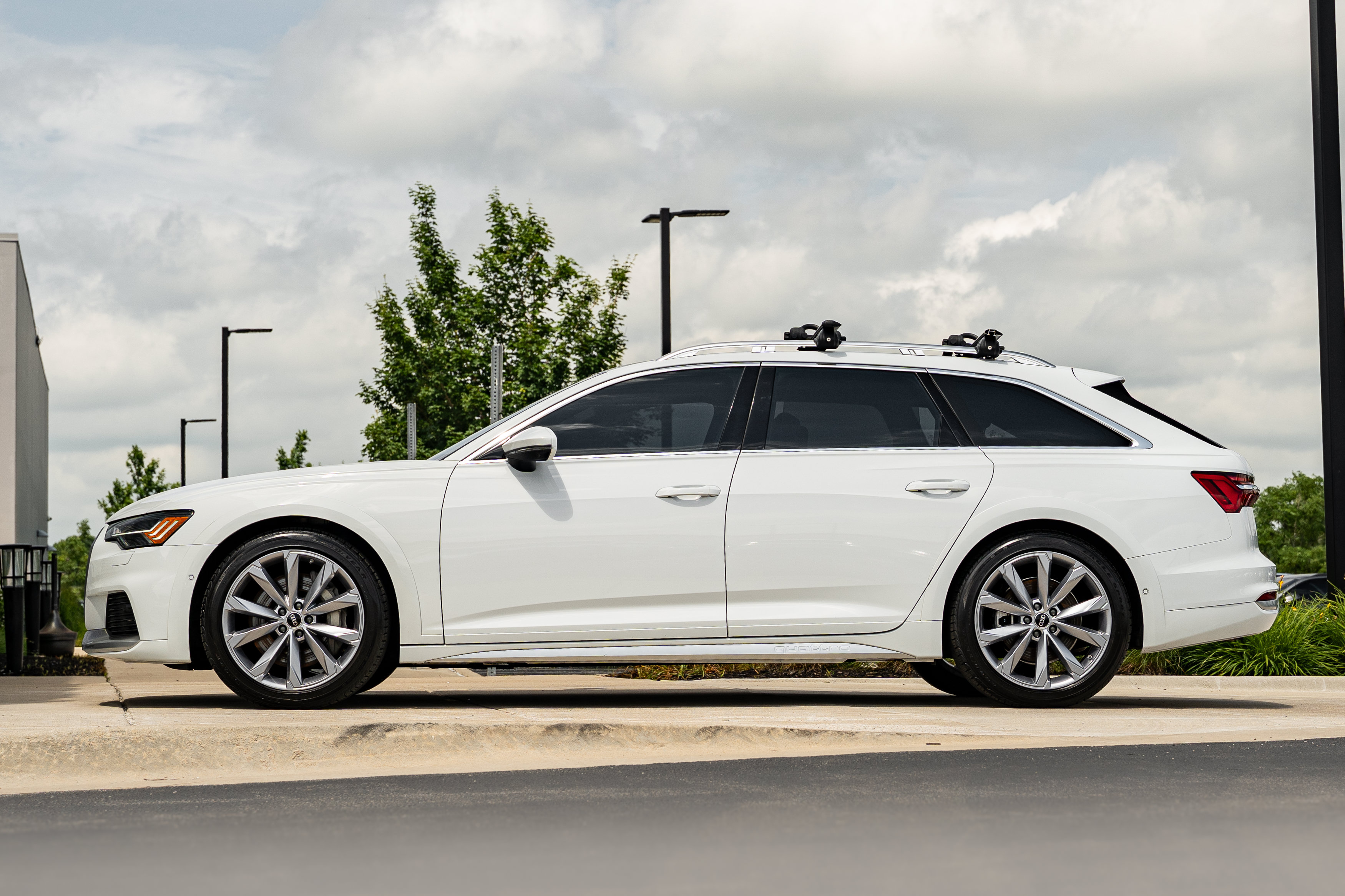 Certified 2025 Audi A6 3.0T allroad Prestige AWD/4WD image 6