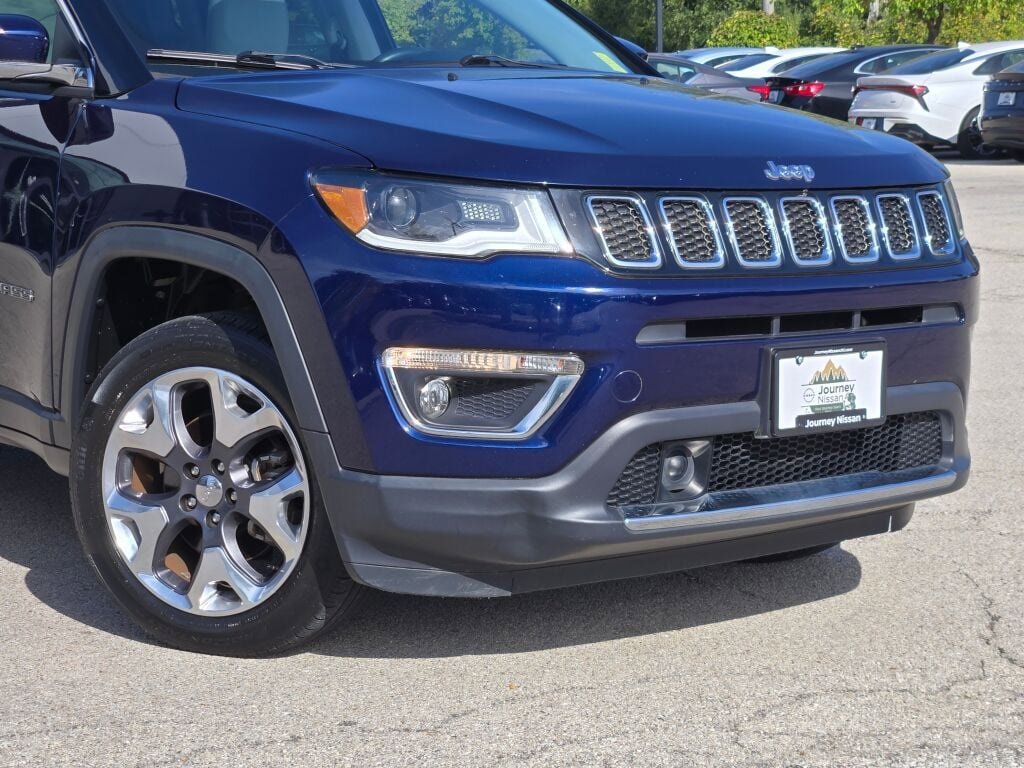Used 2018 Jeep Compass Limited w/ Navigation Group image 3