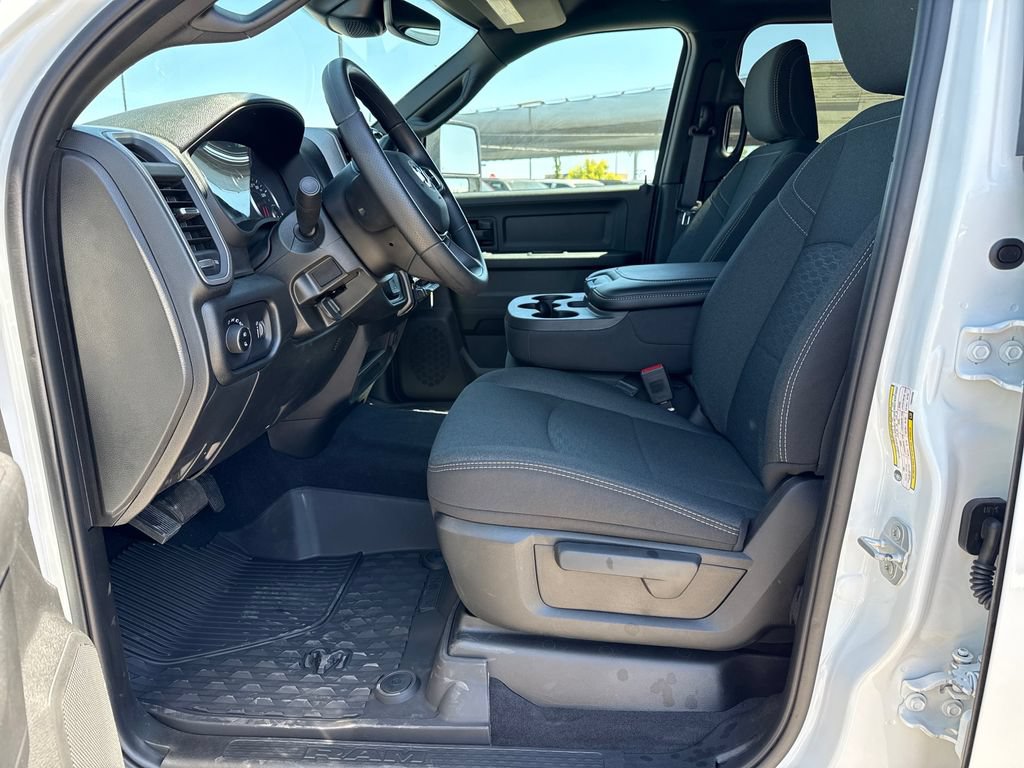 New 2026 RAM 2500 Tradesman AWD/4WD image 25
