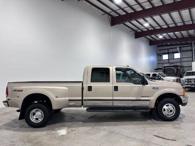 Used 1999 Ford F350 XLT image 4
