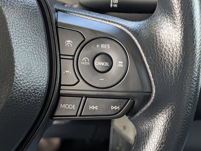 Certified 2025 Toyota Corolla LE image 18