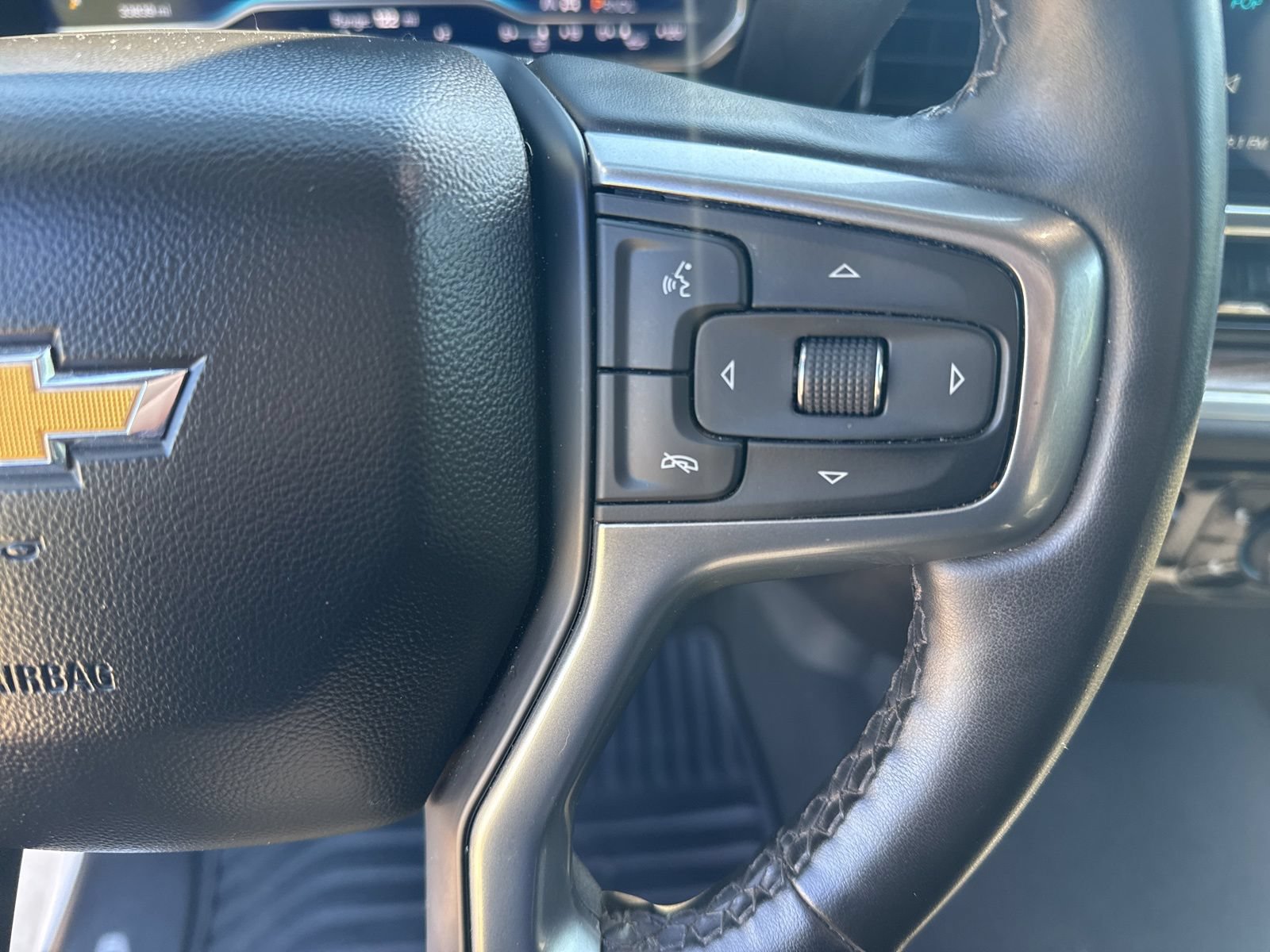 Used 2025 Chevrolet Silverado 2500 LT w/ Safety Package AWD/4WD image 28