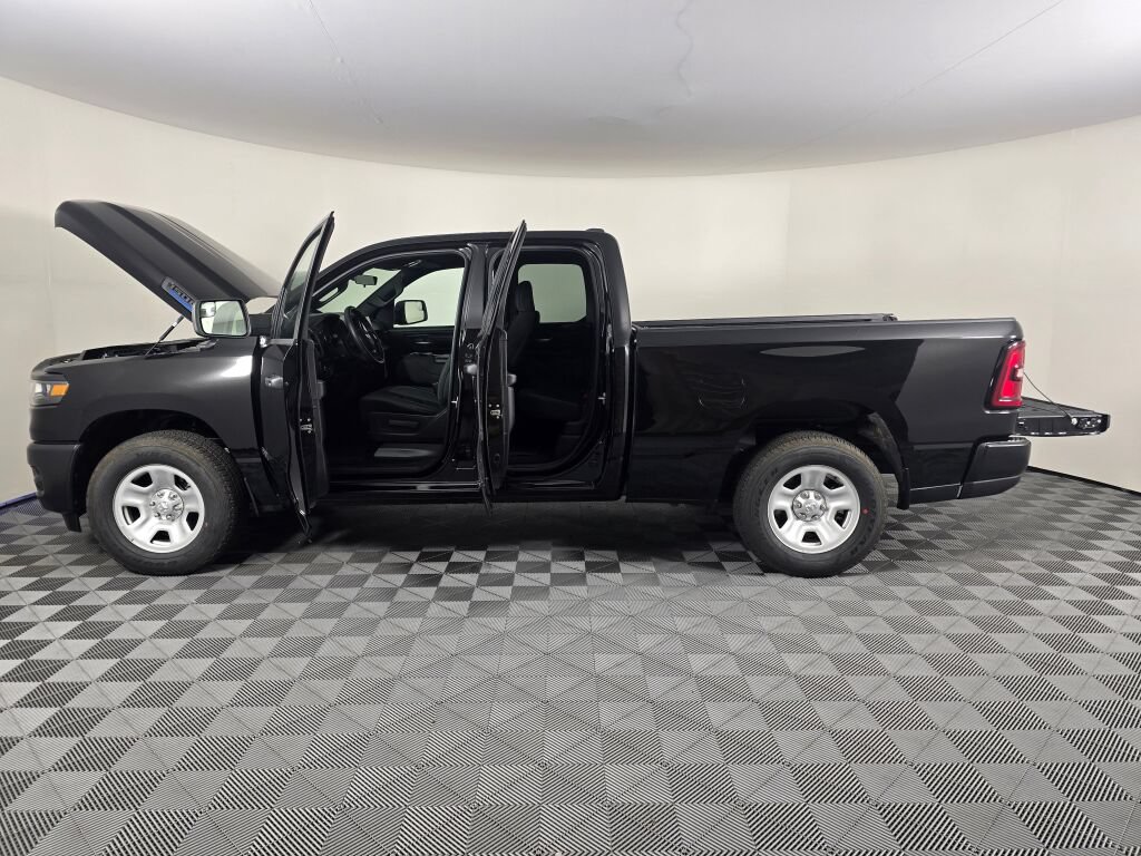 New 2026 RAM 1500 Tradesman AWD/4WD image 17
