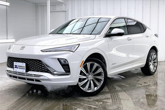 New 2026 Buick Envista Avenir image 2