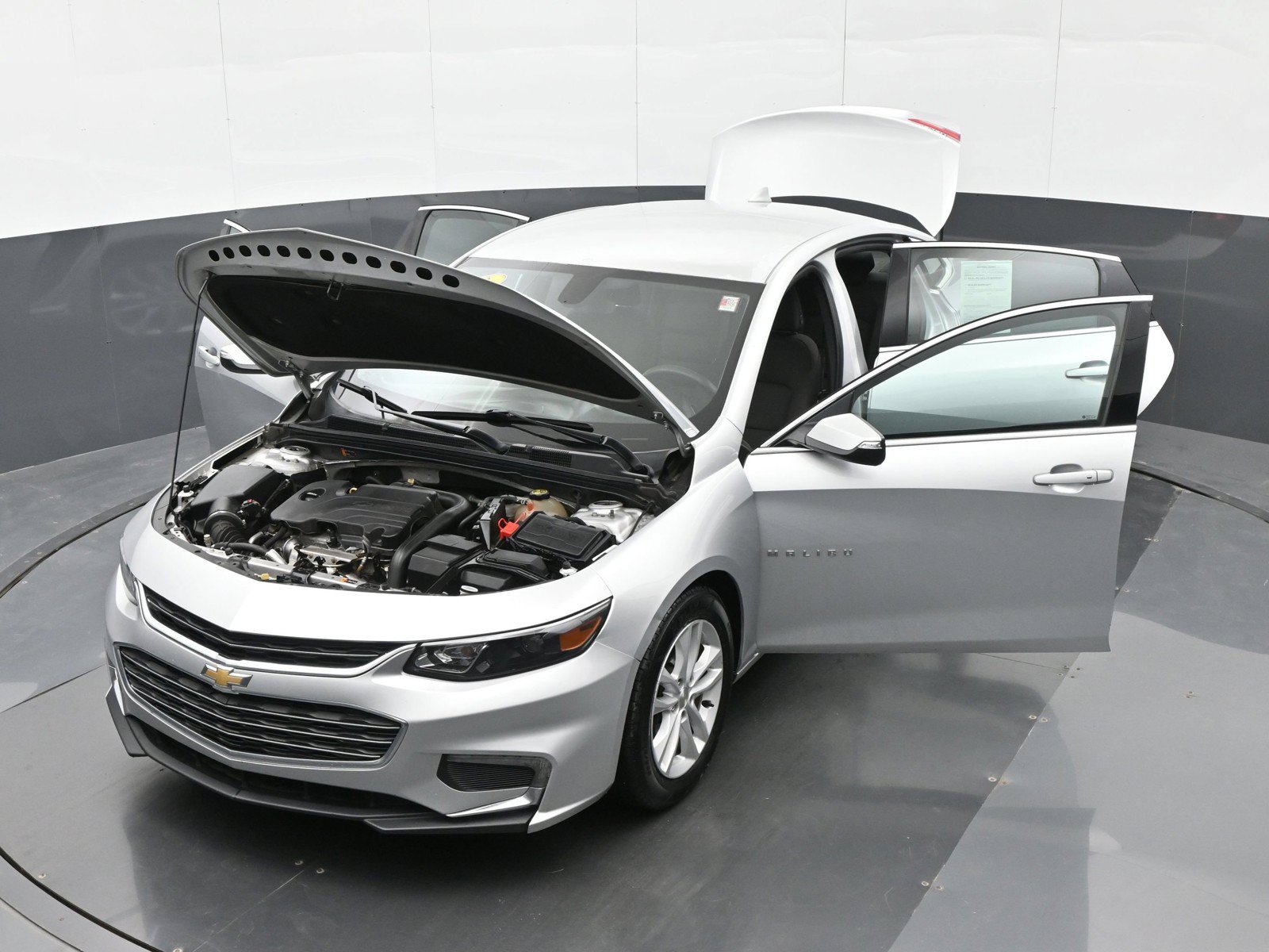Used 2018 Chevrolet Malibu LT FWD image 45