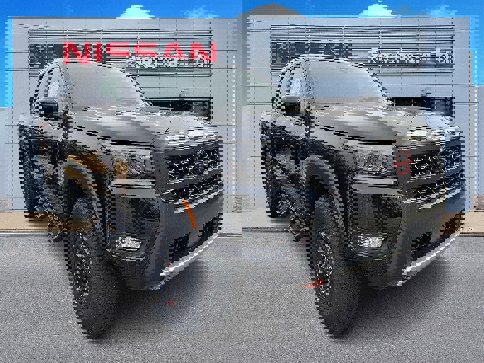 New 2026 Nissan Frontier PRO-4X w/ Tow Package image 1