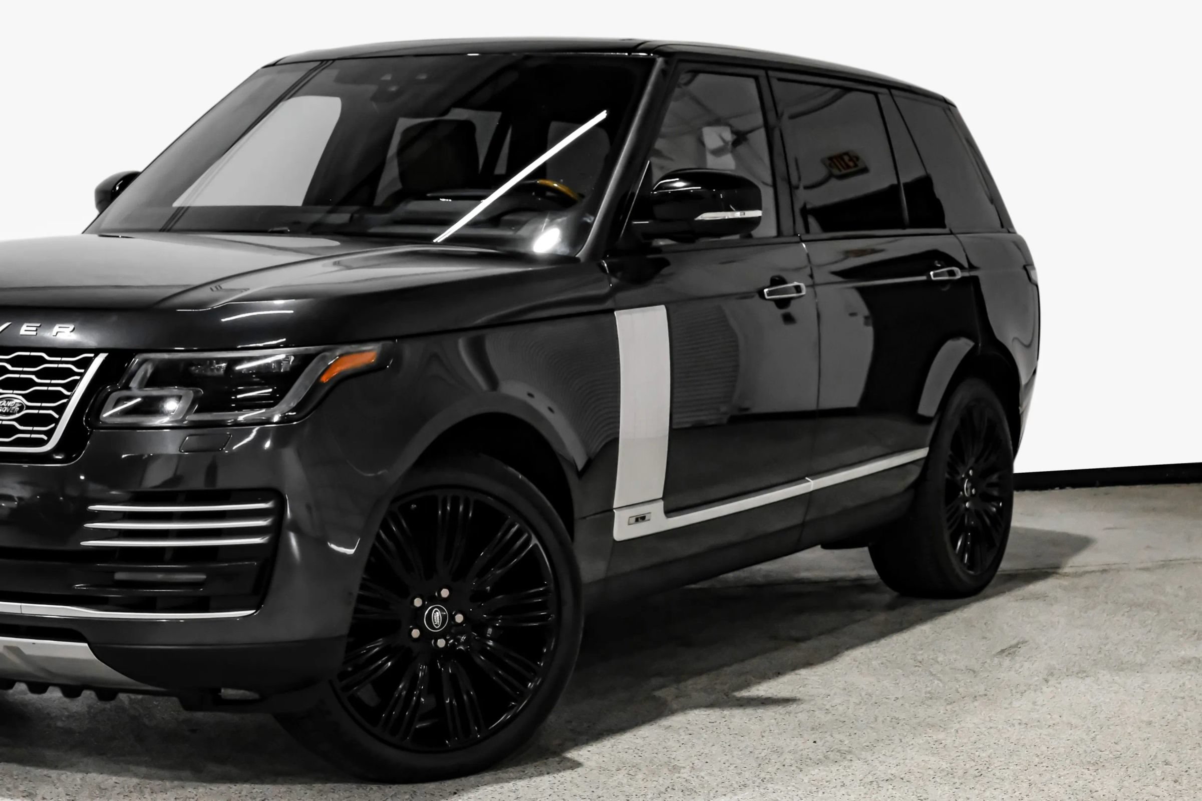 Used 2019 Land Rover Range Rover Long Wheelbase Autobiography AWD/4WD image 13