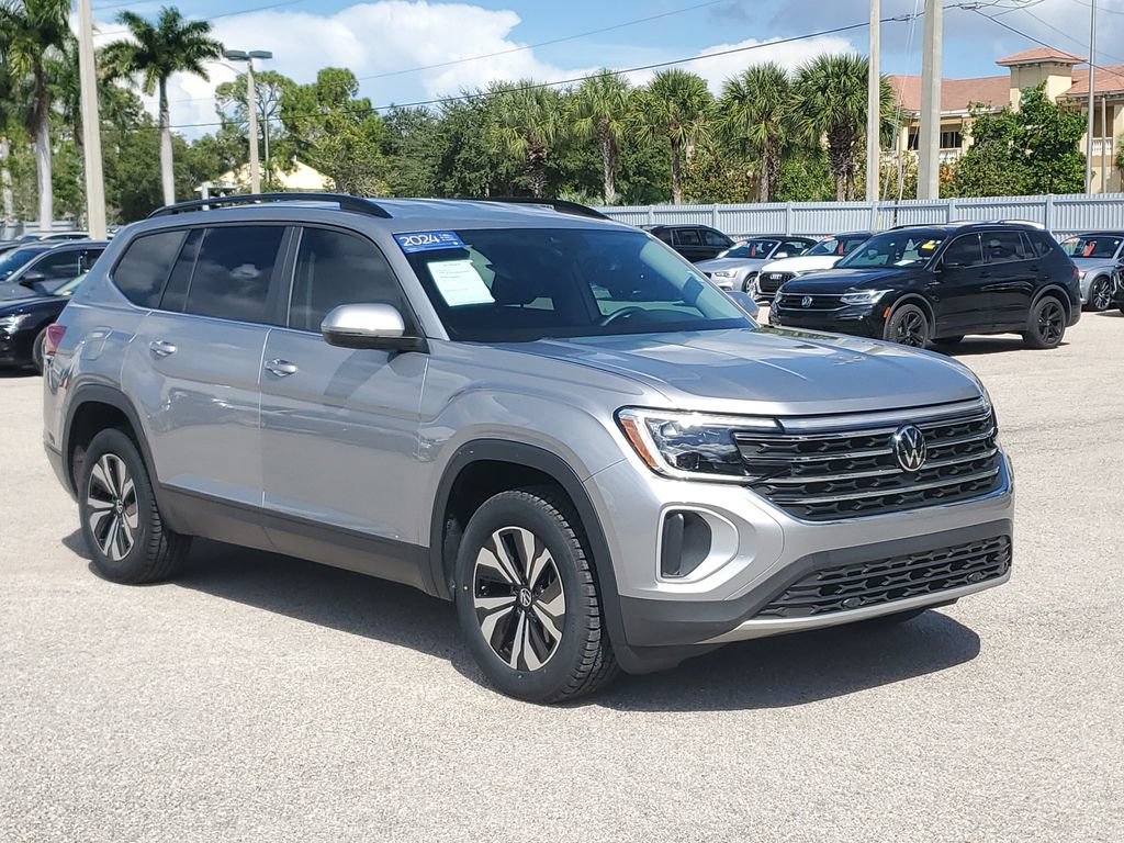 Certified 2024 Volkswagen Atlas SE FWD image 2