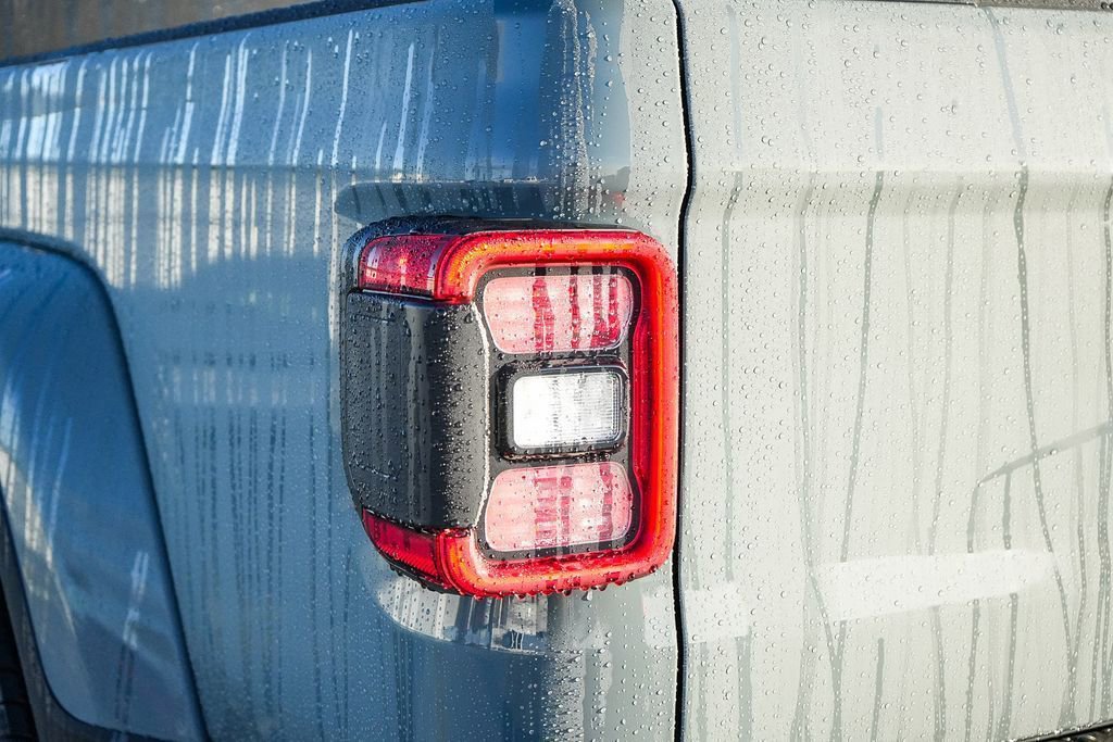 New 2026 Jeep Gladiator Sport image 10