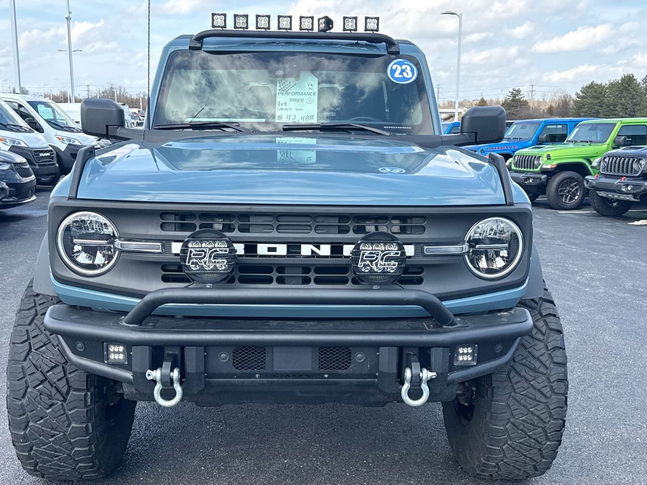 Used 2023 Ford Bronco Black Diamond image 8