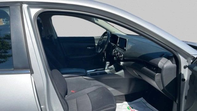 Used 2021 Nissan Sentra SV image 12