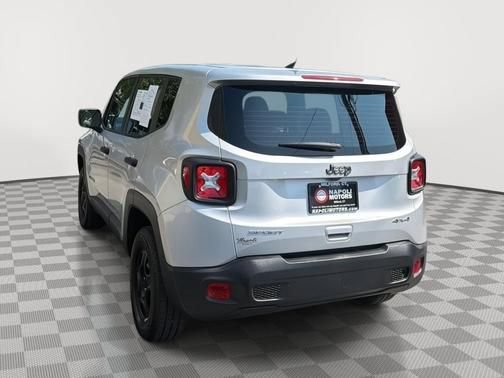 Used 2021 Jeep Renegade Sport AWD/4WD image 5