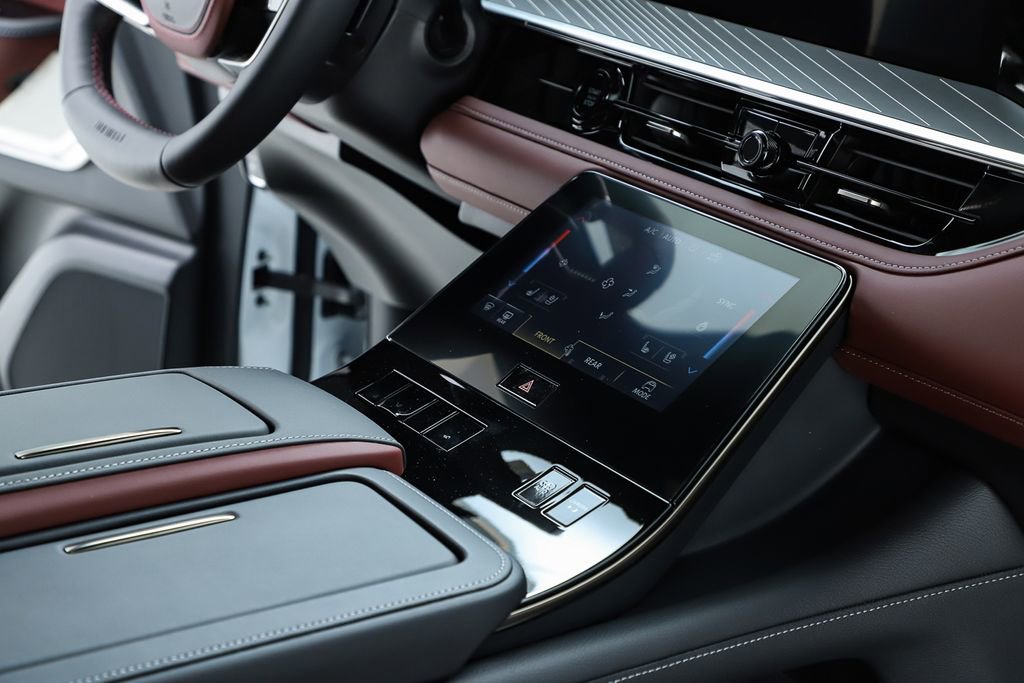 New 2026 INFINITI QX80 Autograph w/ Premium Cargo Package image 35