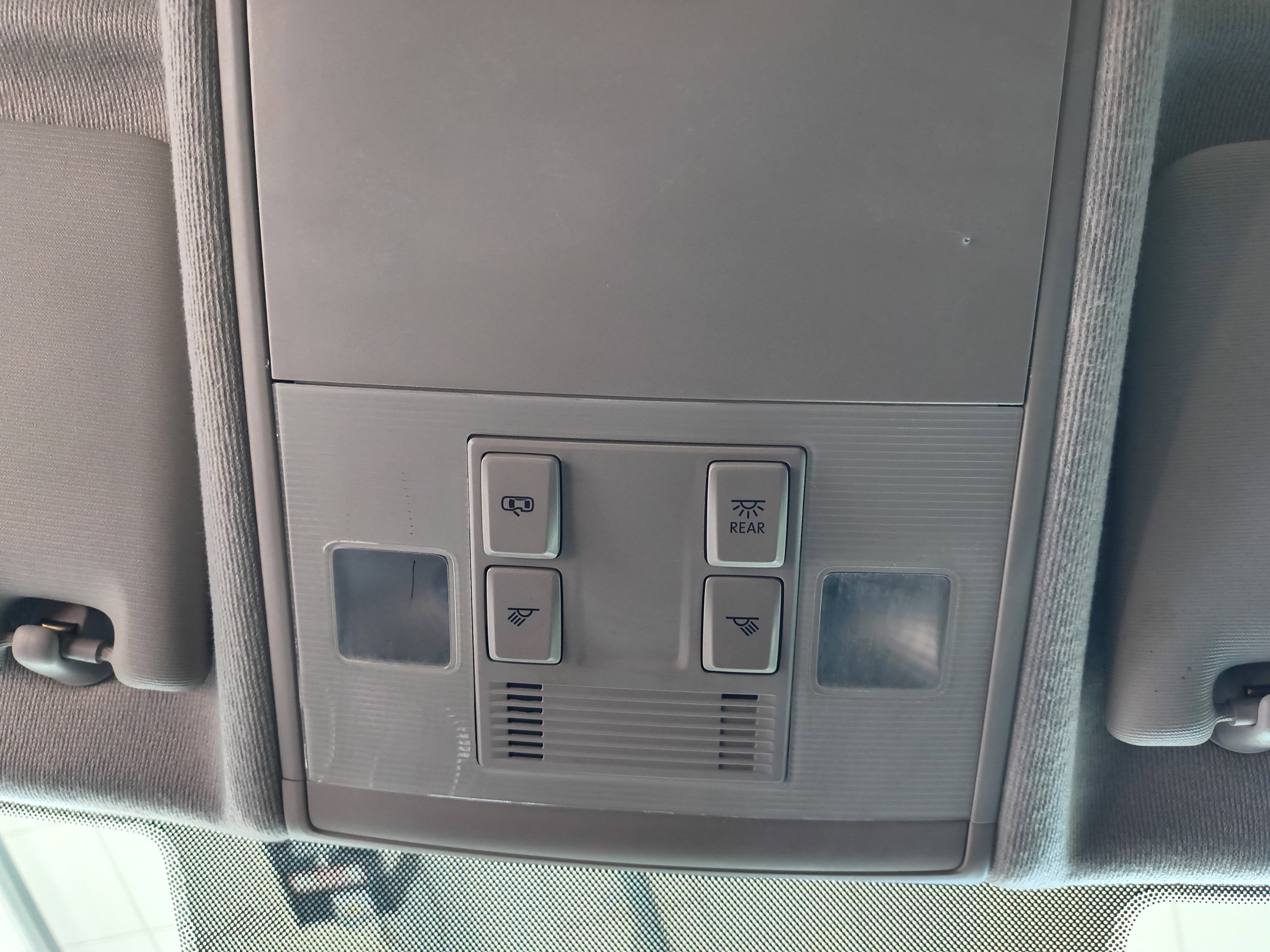 Used 2021 Volkswagen Tiguan S image 25