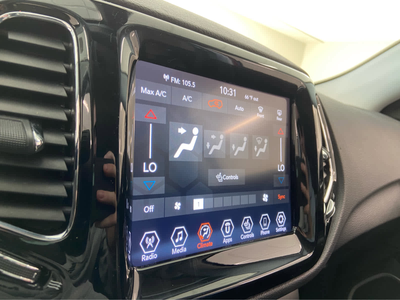 Used 2020 Jeep Compass Limited image 26