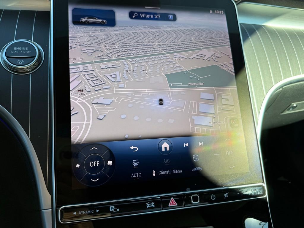 Used 2025 Mercedes-Benz C 300 Sedan image 9