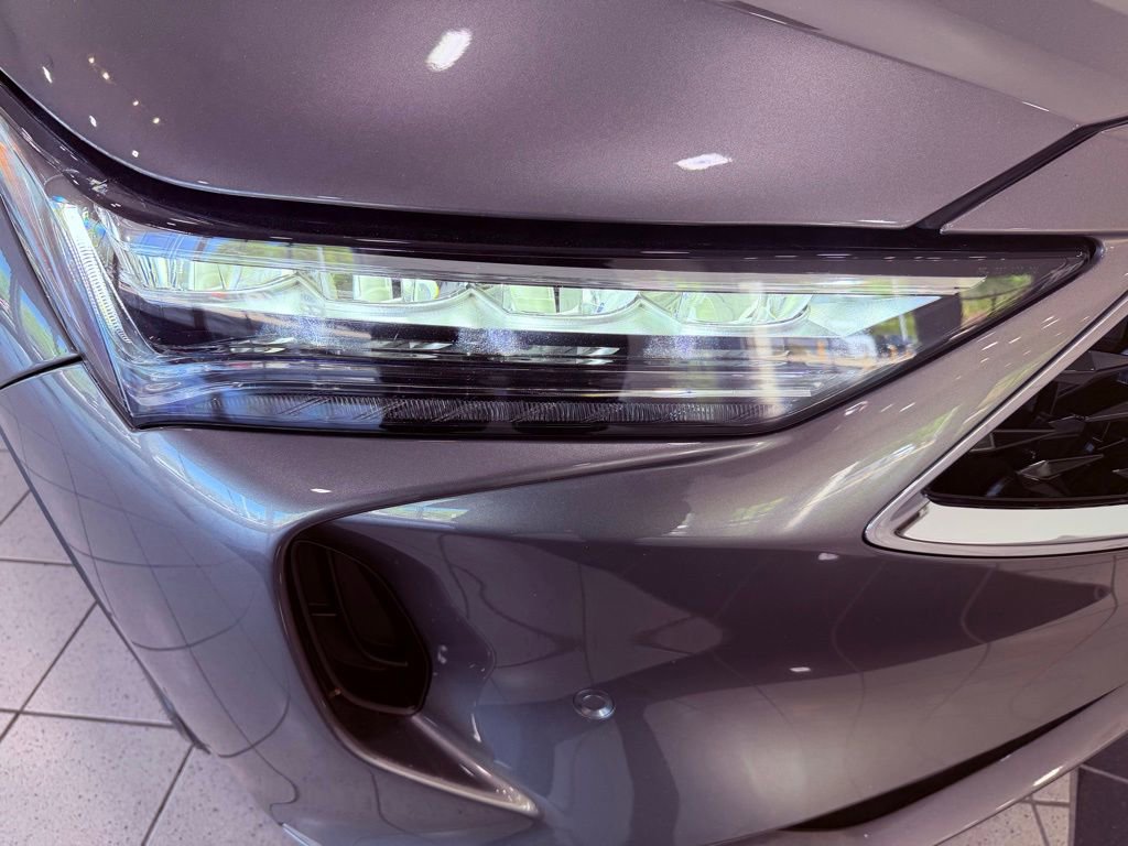 Used 2024 Acura MDX SH-AWD w/ Technology Package image 17