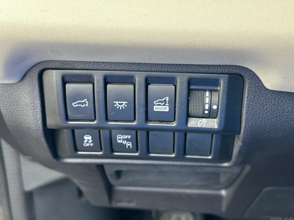 Used 2020 Subaru Ascent Limited w/ Popular Package #2A AWD/4WD image 19