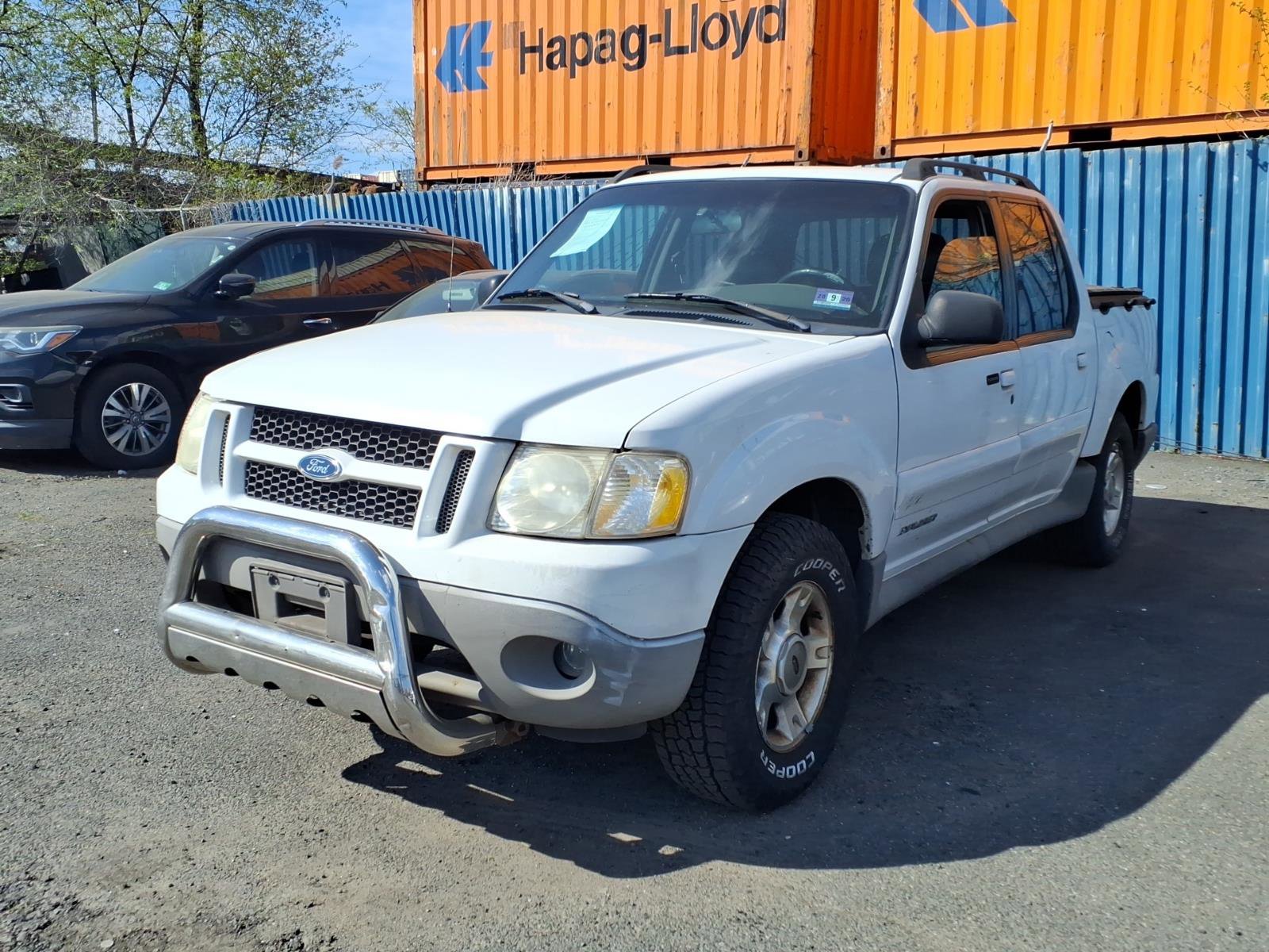 Used 2001 Ford Explorer Sport Trac 4x4 image 3
