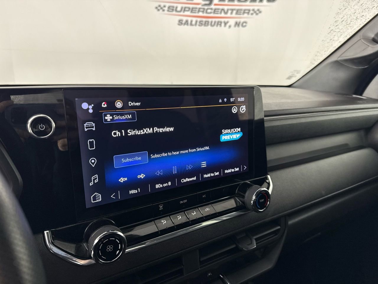 Used 2023 Chevrolet Colorado W/T image 16