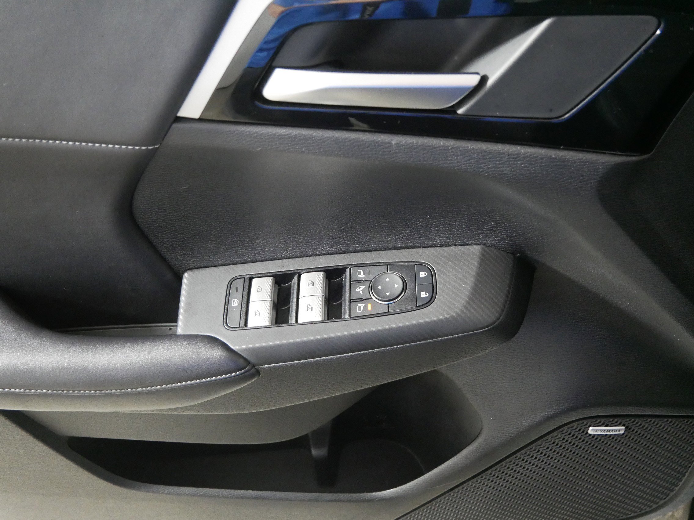 Used 2025 Mitsubishi Outlander SE image 19