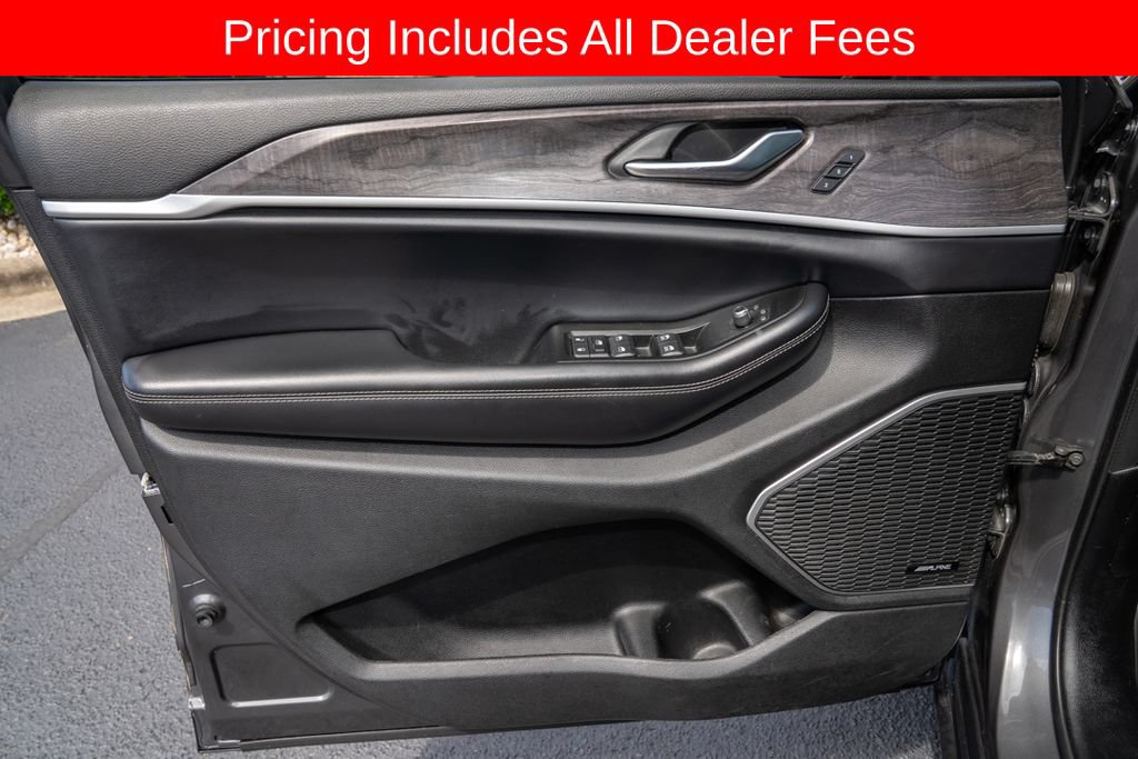 Used 2021 Jeep Grand Cherokee L Limited AWD/4WD image 15