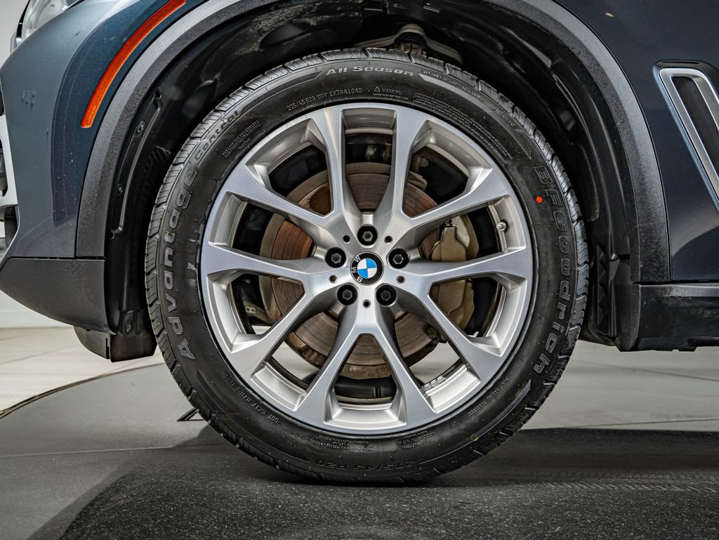 Used 2019 BMW X5 xDrive40i w/ Executive Package AWD/4WD image 10