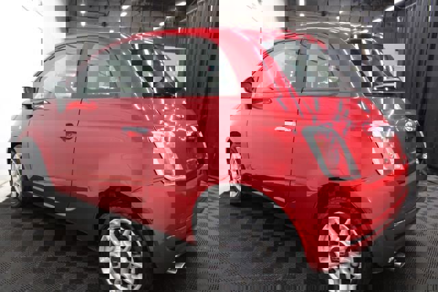 Used 2015 FIAT 500 Pop image 7