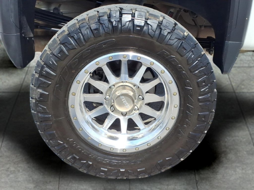 Used 2024 GMC Sierra 2500 Denali Ultimate w/ Snow Plow Prep/Camper Package AWD/4WD image 9