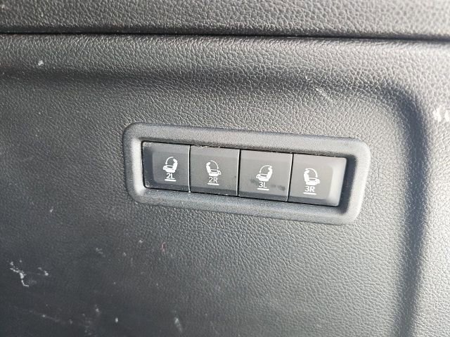 Used 2023 Jeep Wagoneer L Series II image 28