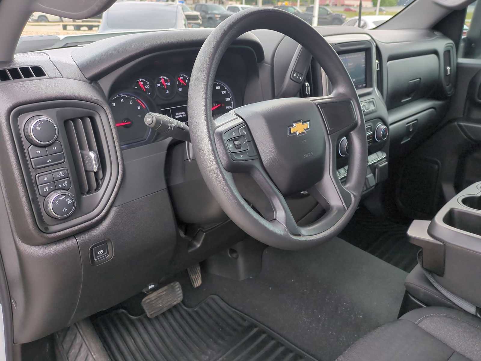 Used 2024 Chevrolet Silverado 2500 Custom w/ Custom Value Package AWD/4WD image 10