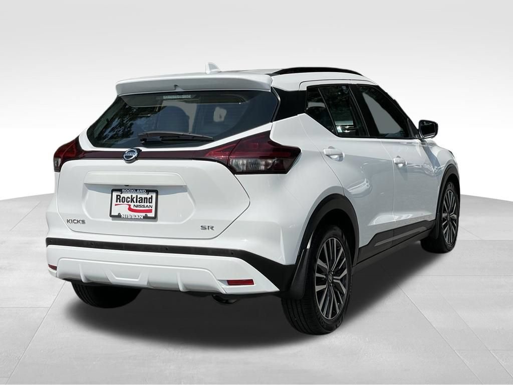 Certified 2021 Nissan Kicks SR w/ SR Premium Package FWD image 4