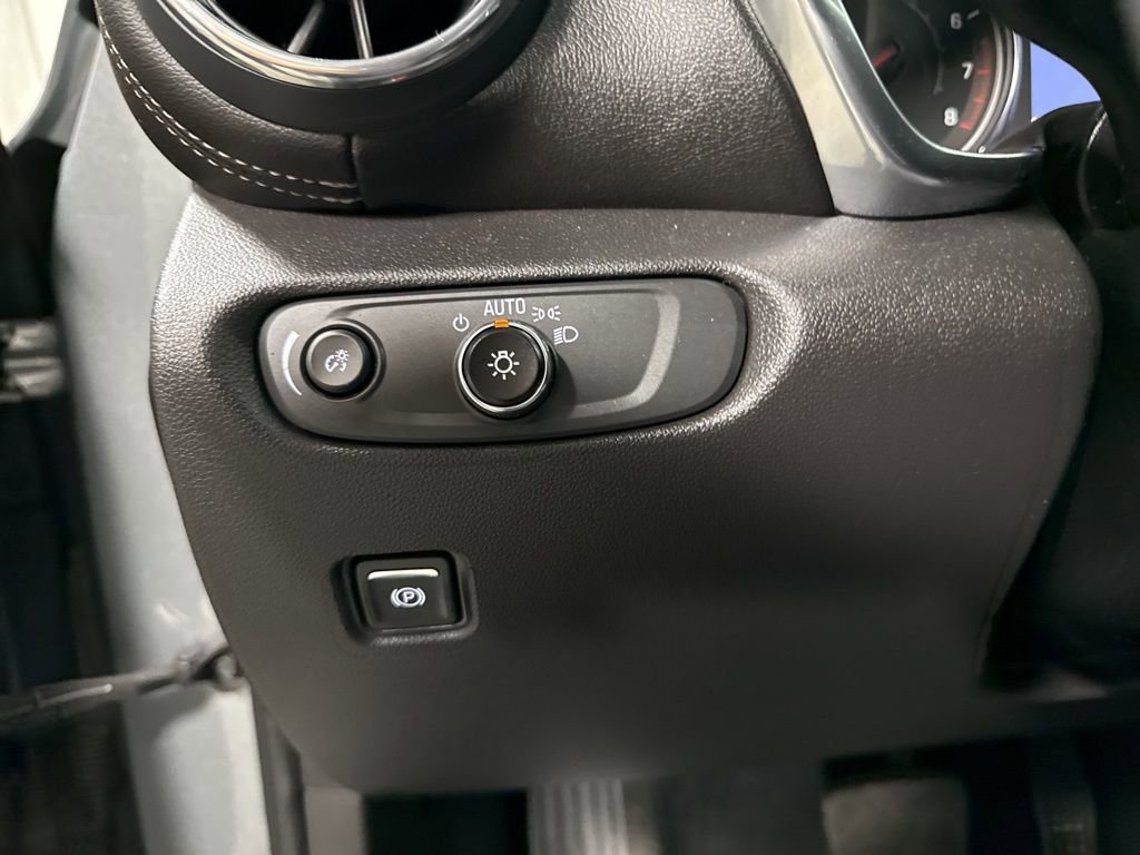 Used 2023 Chevrolet Blazer LT w/ Driver Confidence Package image 22