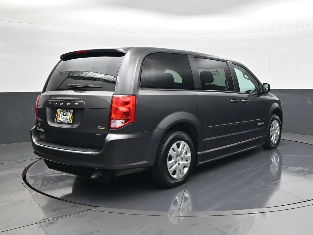 Used 2016 Dodge Grand Caravan SE w/ Quick Order Package 29E SE FWD image 6