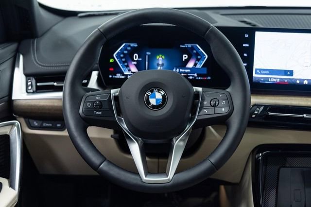 Used 2025 BMW X1 xDrive28i AWD/4WD image 15