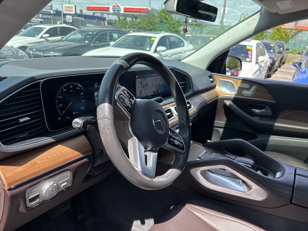 Used 2020 Mercedes-Benz GLE 350 4MATIC w/ Premium Package image 34