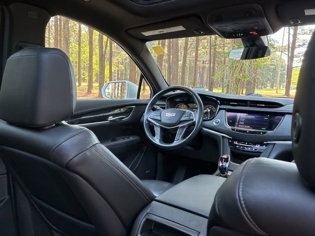 Used 2020 Cadillac XT5 Premium Luxury AWD/4WD image 26