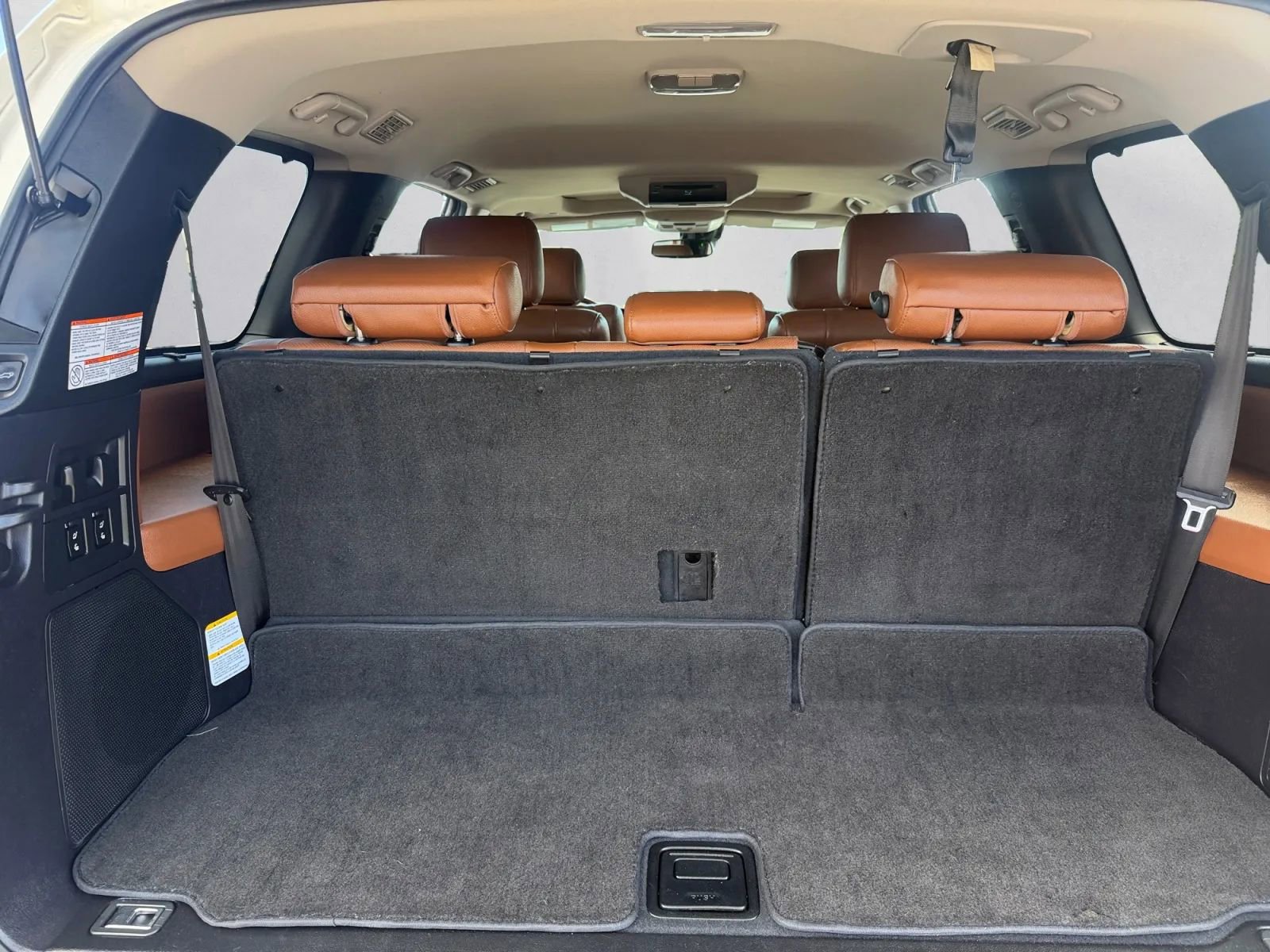 Used 2020 Toyota Sequoia Platinum AWD/4WD image 31
