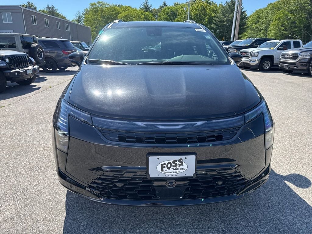New 2027 Chrysler Pacifica Limited AWD/4WD image 8