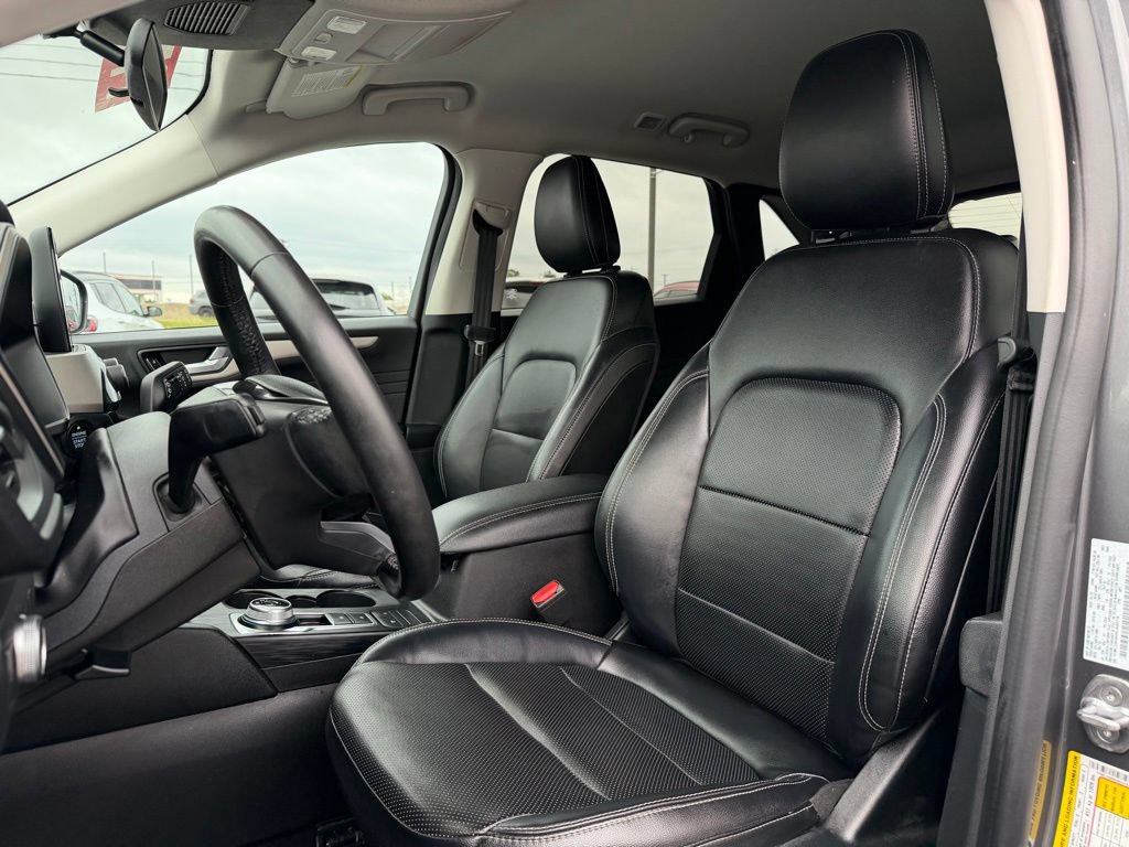 Used 2022 Ford Escape SEL AWD/4WD image 10
