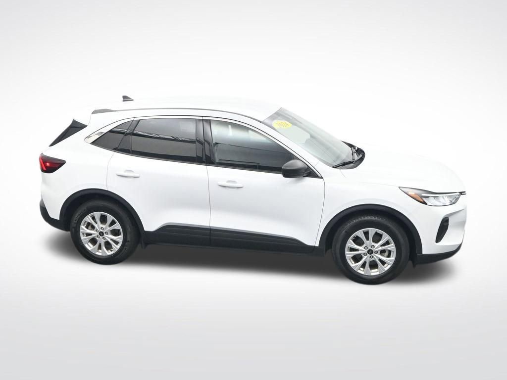 Used 2024 Ford Escape Active w/ Cold Weather Package FWD image 27