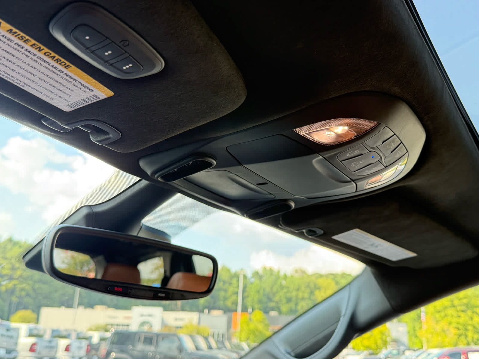 Used 2025 Chrysler Pacifica Pinnacle FWD image 26