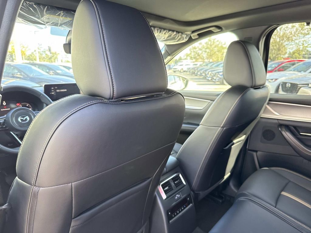 New 2026 MAZDA CX-90 3.3 Turbo w/ Premium Plus Pkg image 17