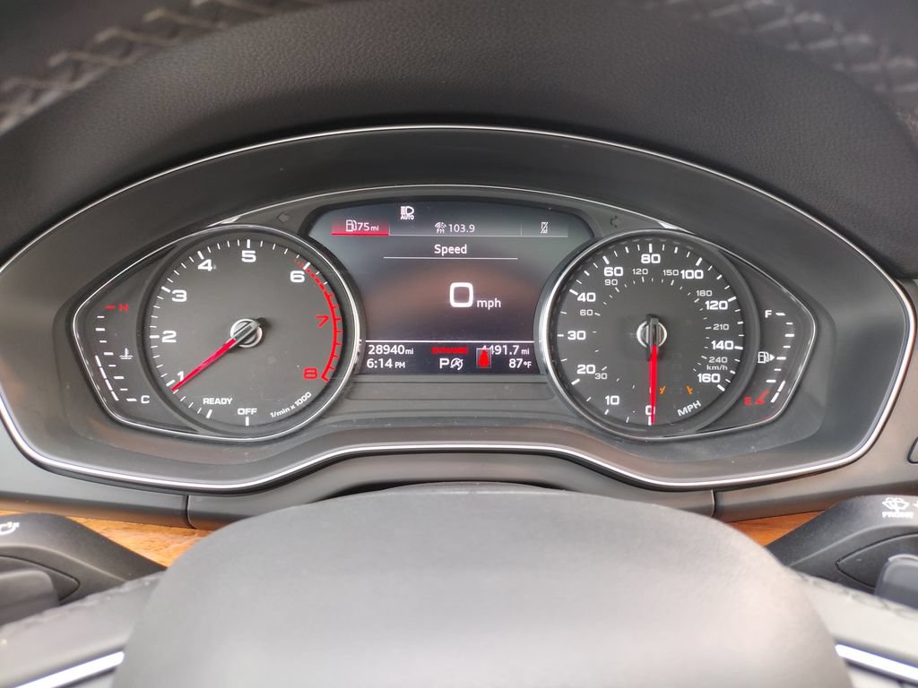 Used 2023 Audi Q5 2.0T Premium w/ Convenience Package AWD/4WD image 29