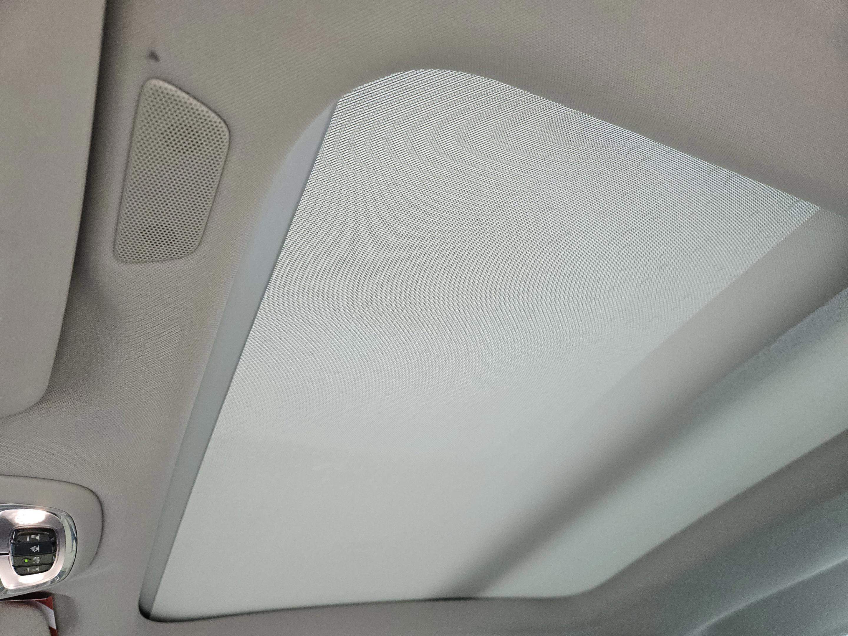 Used 2021 Volvo S60 T5 Momentum w/ Premium Package image 27