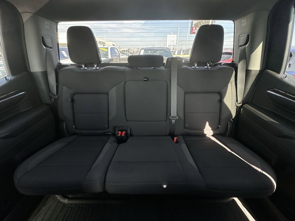 Used 2023 GMC Sierra 1500 Elevation image 22