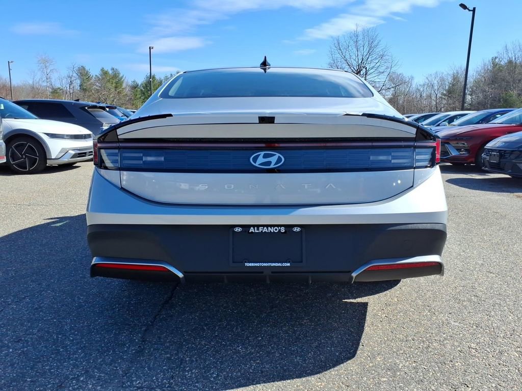 New 2026 Hyundai Sonata SE image 4